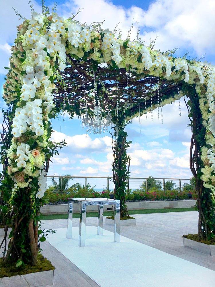 Wedding Flowers - Outdoor Wedding